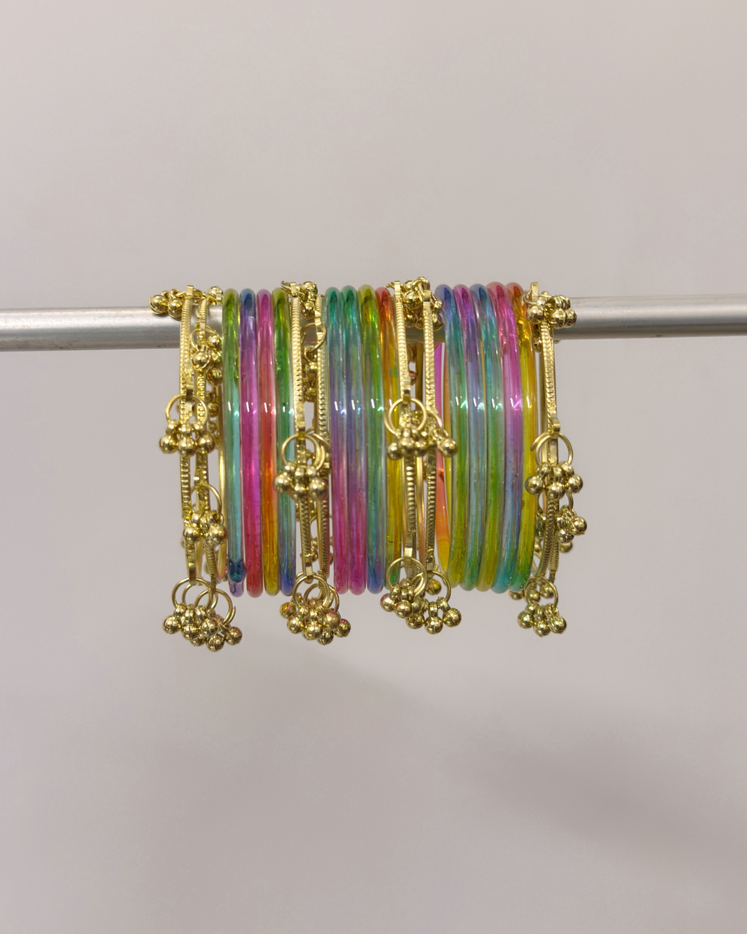 Era Glow Bangles Lilac