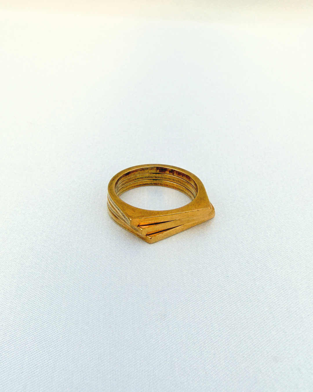 Golden edge ring