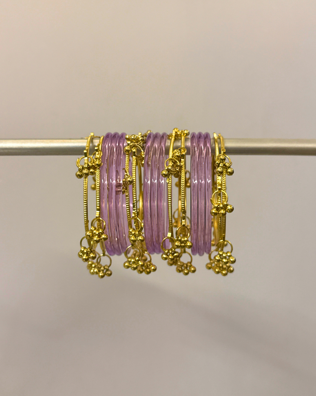 Era Glow Bangles Lilac