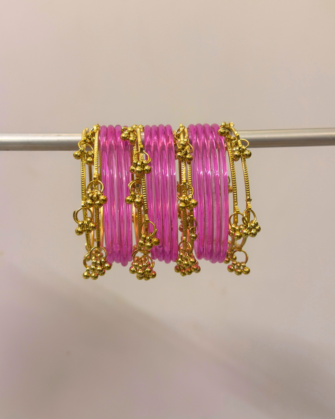 Era Glow Bangles Lilac