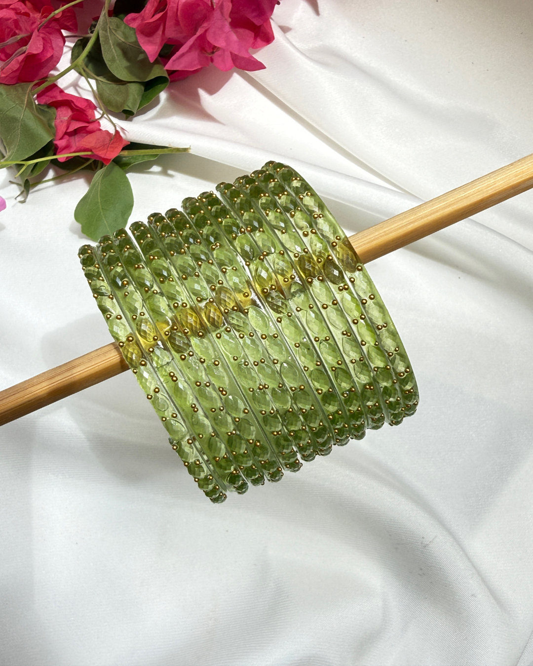 Era Raindrop Bangles Pistachio