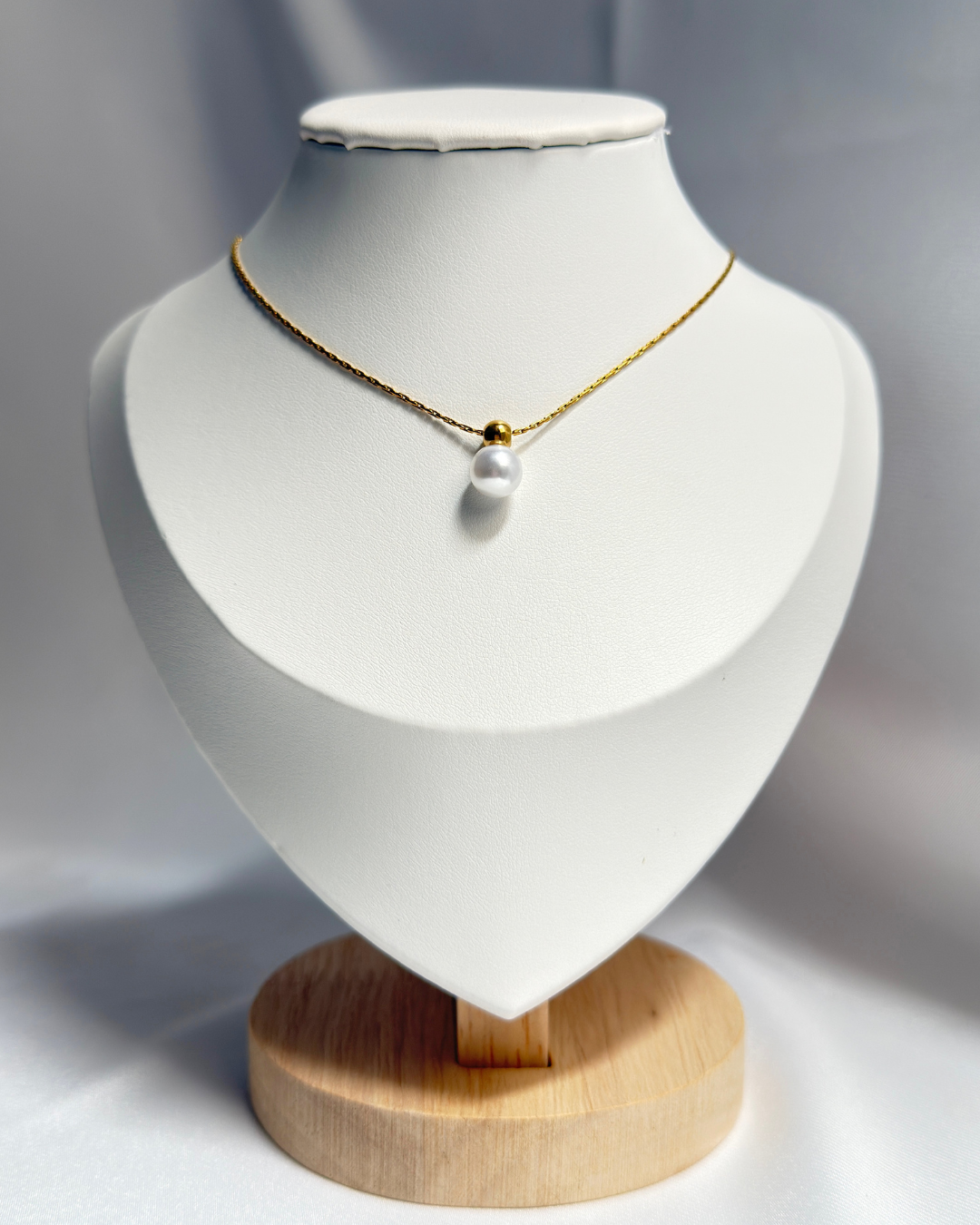 Vintage Pearl Drop Necklace