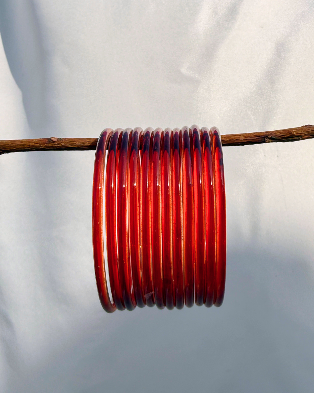 Era Glow Bangles Maroon
