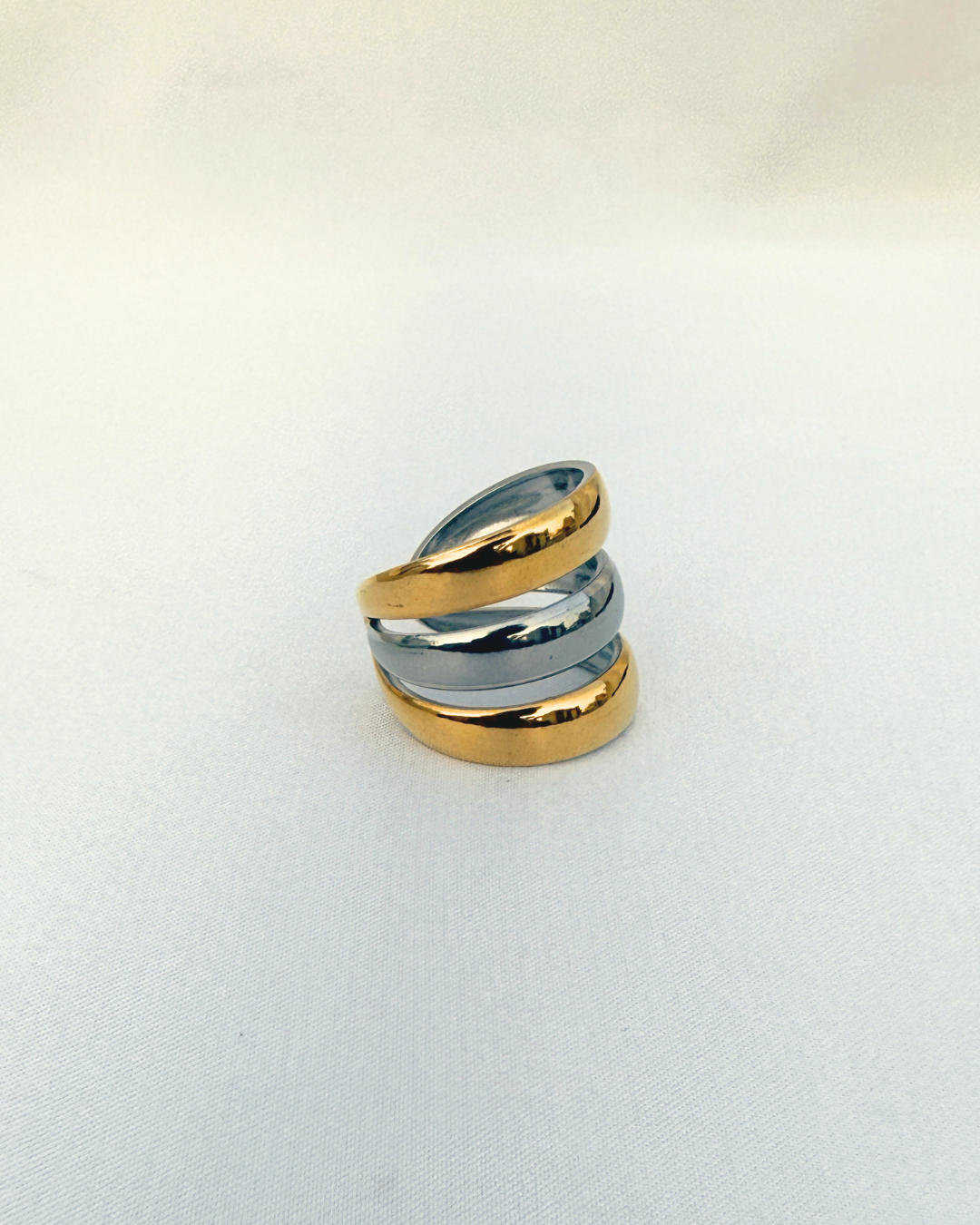 Twist luxe ring