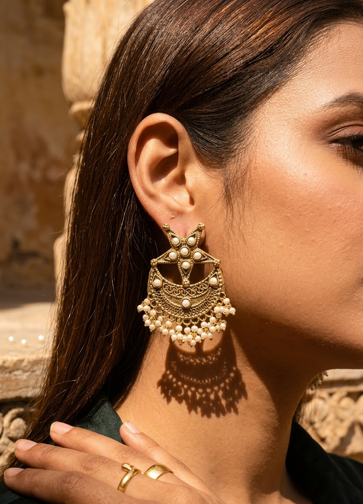 Chand Sitara Earrings