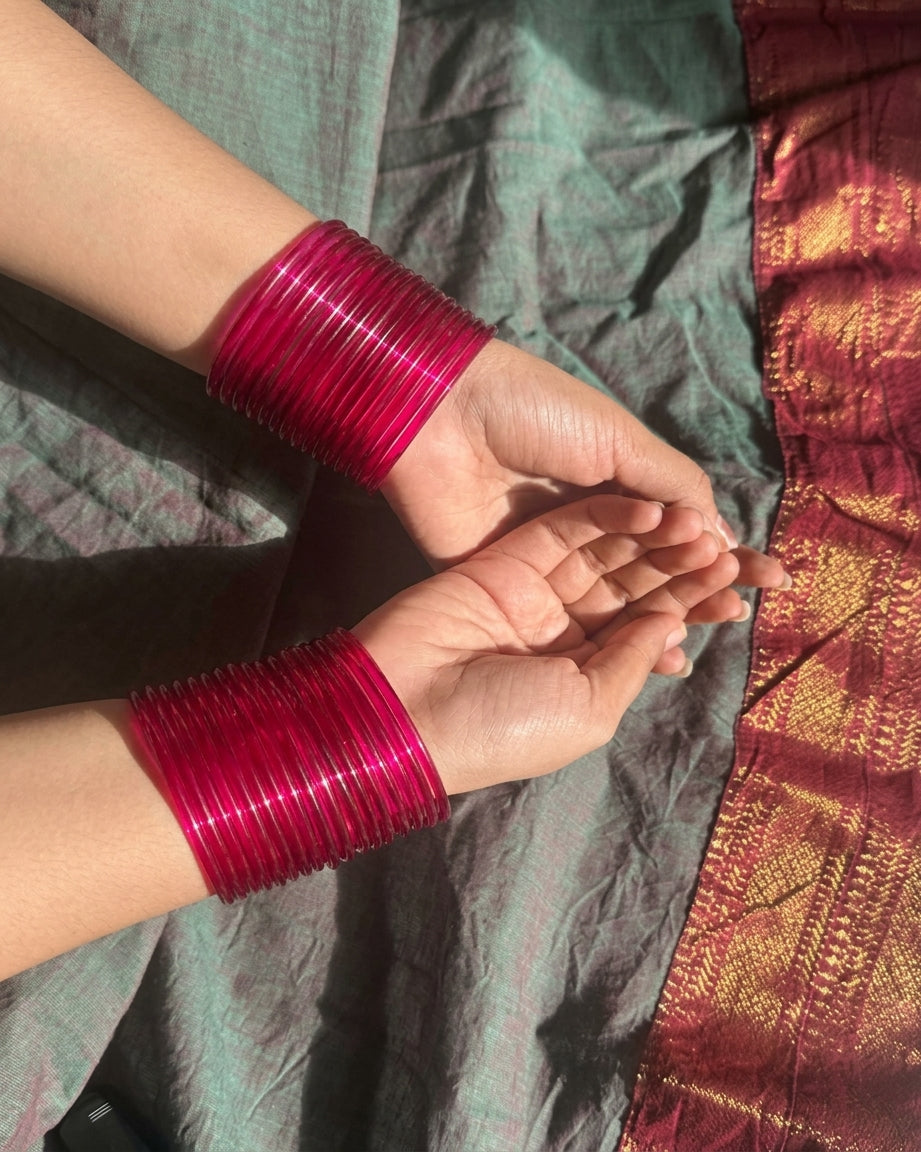 Era Jelly Bangles Hot Pink