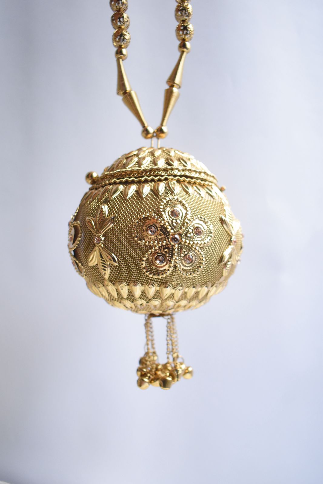 Elara gold