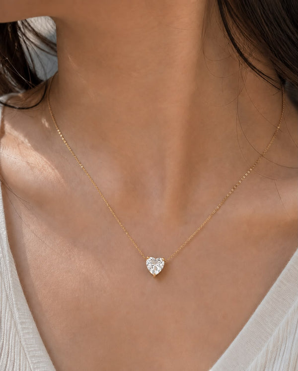 Rose Crystal heart necklace White